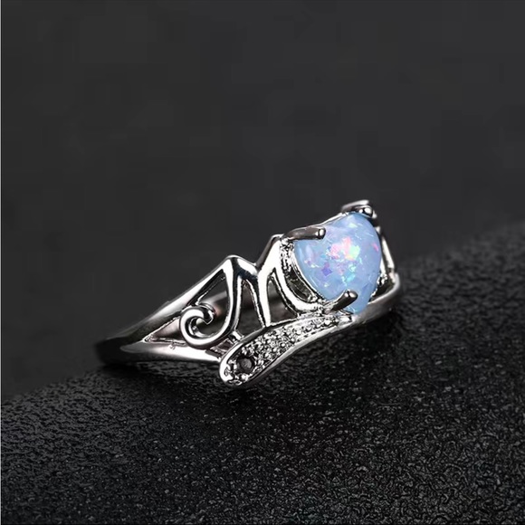 New 925 Silver MOM Delicate Opal Heart With MOM Letter Sweet Finger Ring - Picture 4 of 7
